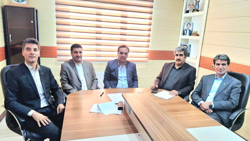 نخستین جلسه‌یِ هشتمین دوره هیات‌مدیره کانون وکلای دادگستری لرستان